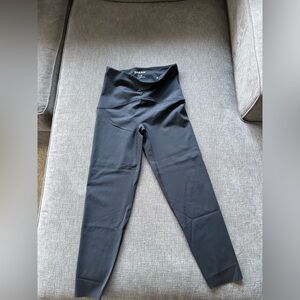 NWOT SPANX Booty Boost 7/8 High-Waisted Black Leggings